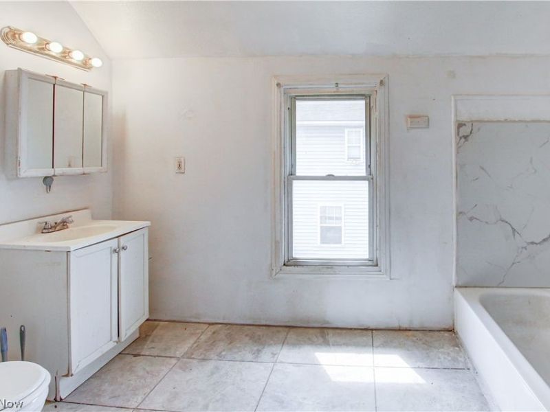 7017 Colgate Ave Front, 7015 Colgate Rear Avenue, Cleveland, OH 44102 Photo 20