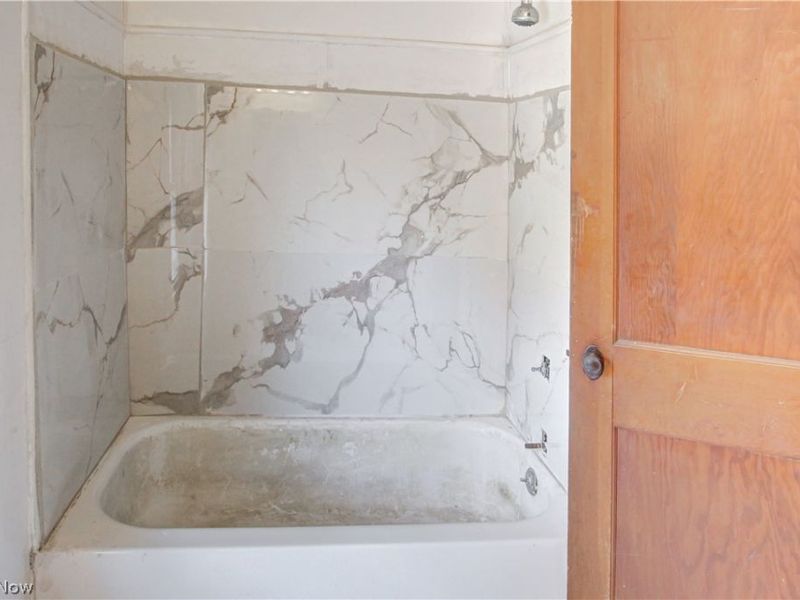 7017 Colgate Ave Front, 7015 Colgate Rear Avenue, Cleveland, OH 44102 Photo 21