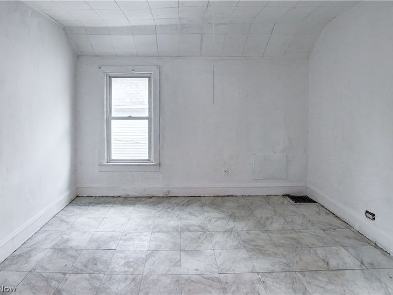 7017 Colgate Ave Front, 7015 Colgate Rear Avenue, Cleveland, OH 44102 Photo 22