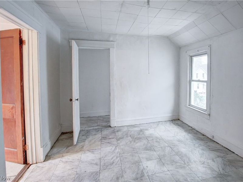 7017 Colgate Ave Front, 7015 Colgate Rear Avenue, Cleveland, OH 44102 Photo 24