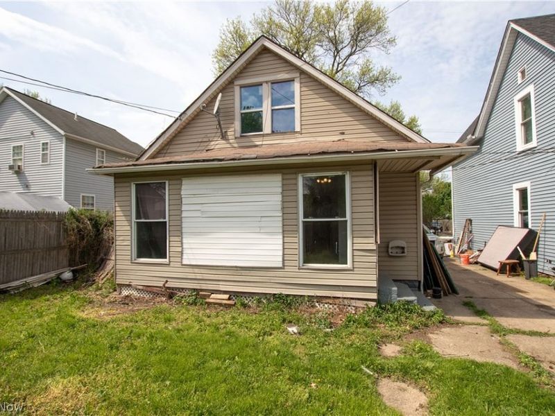 7017 Colgate Ave Front, 7015 Colgate Rear Avenue, Cleveland, OH 44102 Photo 3