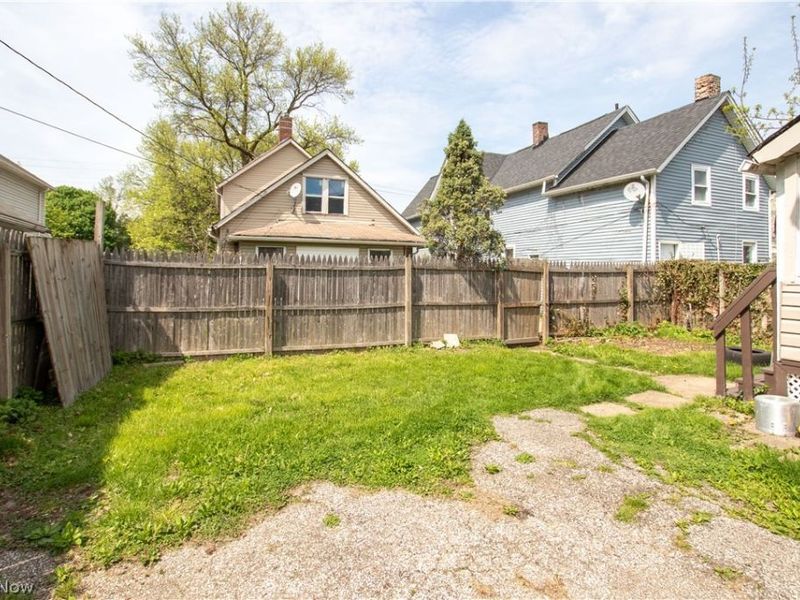 7017 Colgate Ave Front, 7015 Colgate Rear Avenue, Cleveland, OH 44102 Photo 31