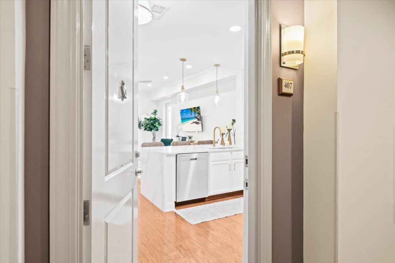 125 Pier View Street Photo 8