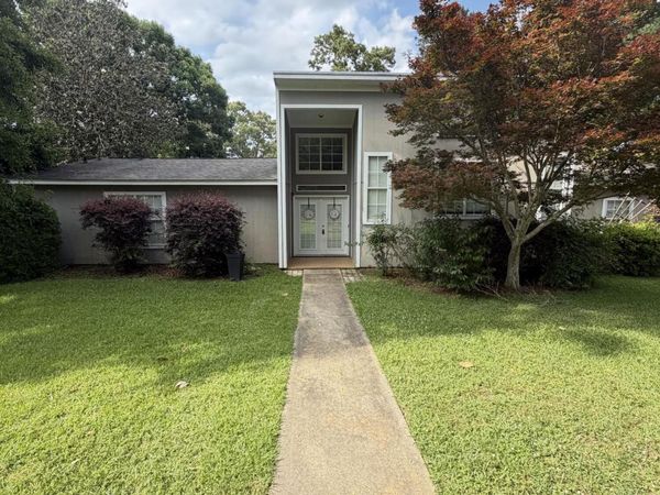 804 North Street, McComb, MS 39648