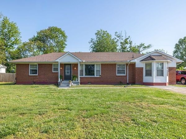 218 Admiral Cir , Lawrenceburg, TN 38464