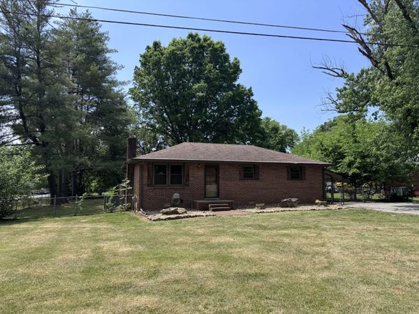 1522 Pearcy St , La Vergne, TN 37086