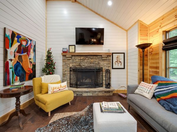 292 Waters Edge Way , Tracy City, TN 37387