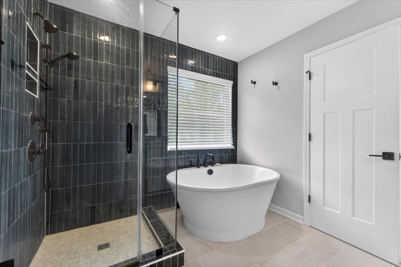 8614 Windsor Hill Boulevard Photo 13