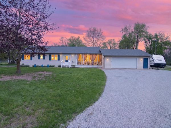 5501 Hague Avenue, Jackson, MI 49203