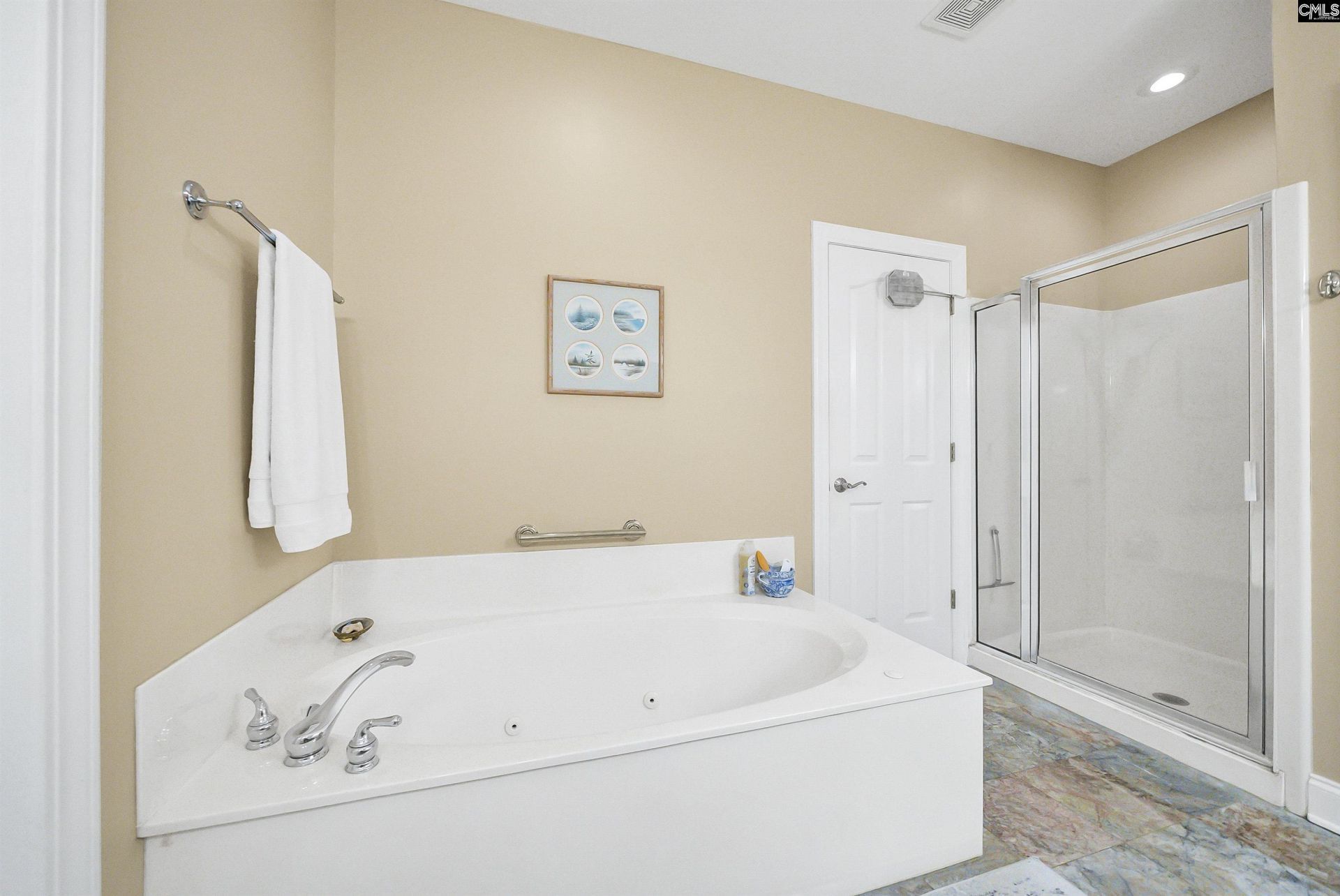 104 Lake Hilton Drive  Photo 28