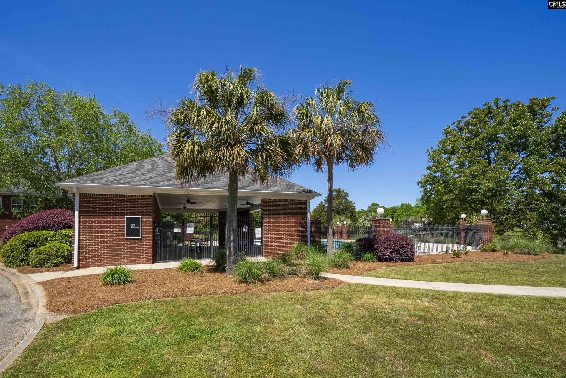 104 Lake Hilton Drive  Photo 6