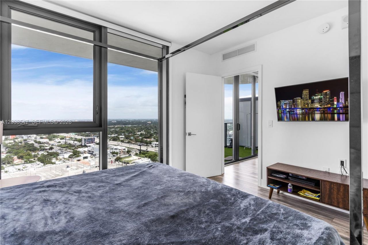 121 NE 34th St, Unit 2810, Miami, FL 33137 Photo