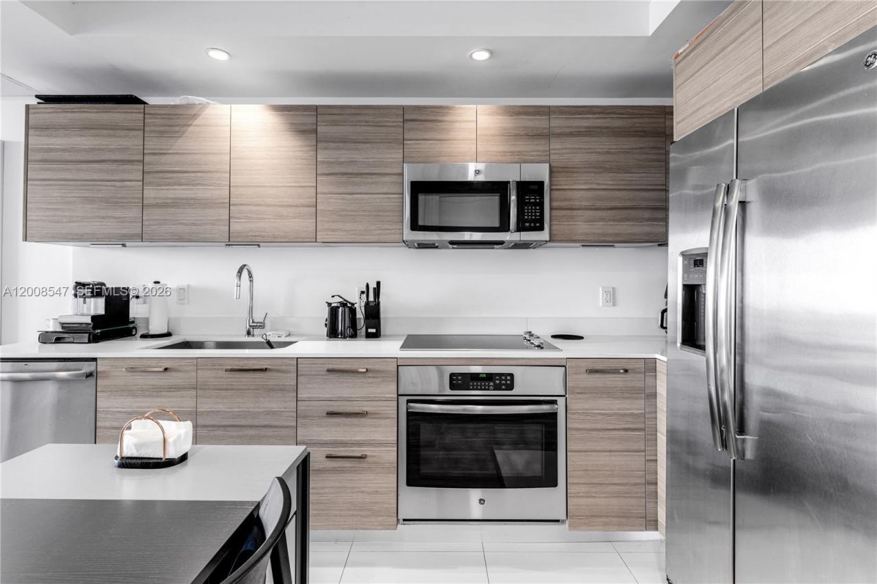 121 NE 34th St, Unit 2810, Miami, FL 33137 Photo