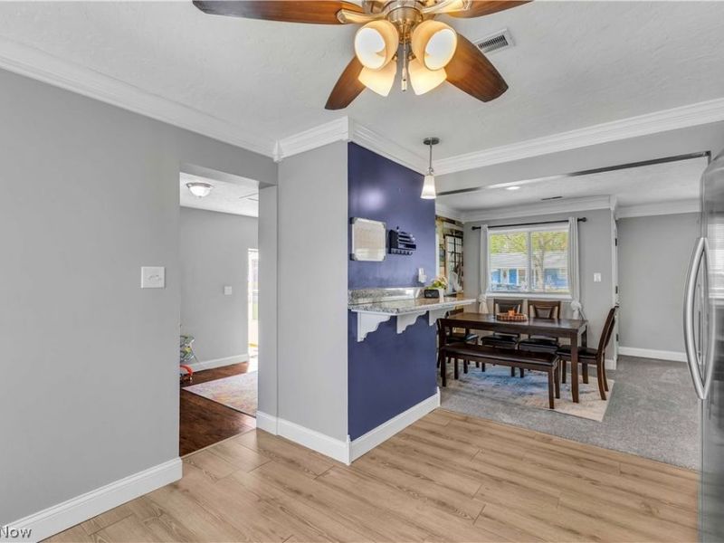 6355 Dellrose Drive, Parma Heights, OH 44130 Photo 12