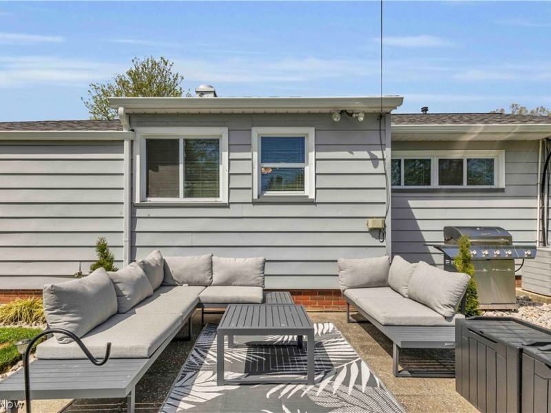 6355 Dellrose Drive, Parma Heights, OH 44130 Photo 27