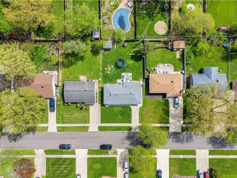 6355 Dellrose Drive, Parma Heights, OH 44130 Photo 36