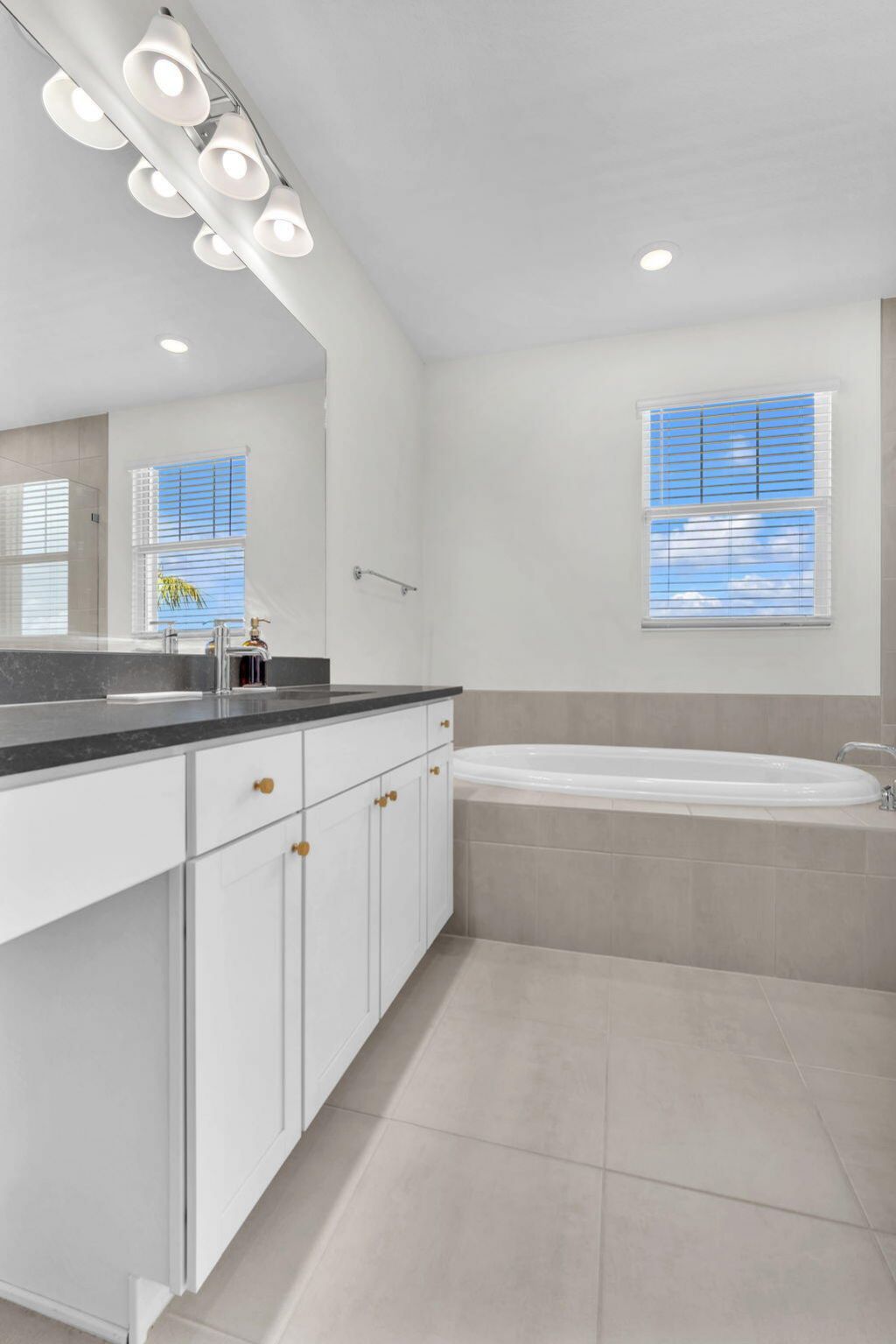 16121 Oakview Drive, Westlake, FL 33470 Photo