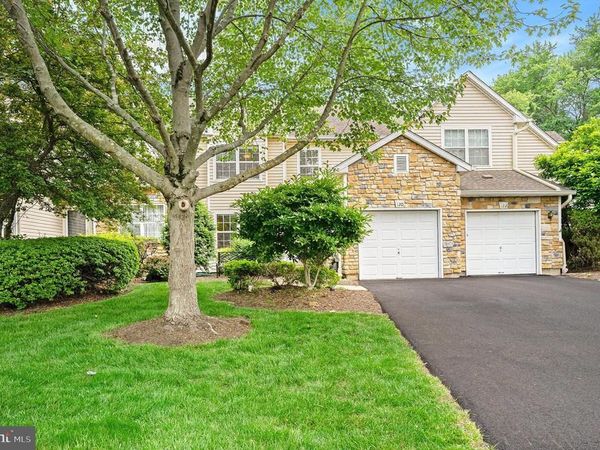 120 MEDINAH DRIVE, BLUE BELL, PA 19422