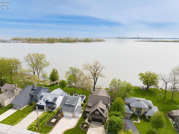 3205 Confederate Drive, Marblehead, OH 43440