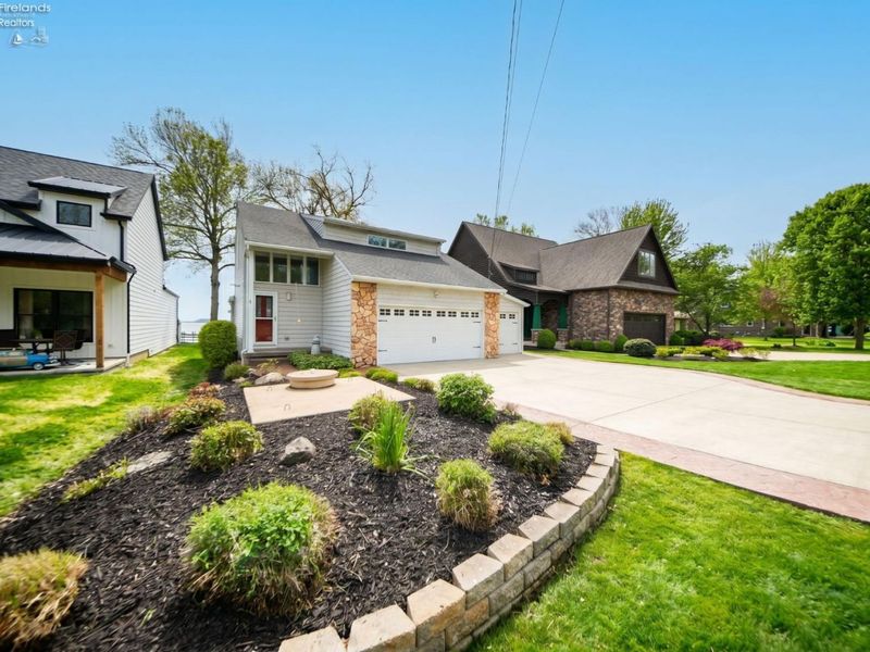 3205 Confederate Drive, Marblehead, OH 43440 Photo 2