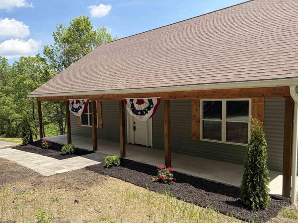 1926 Porterfield Road, Philippi, WV 26416