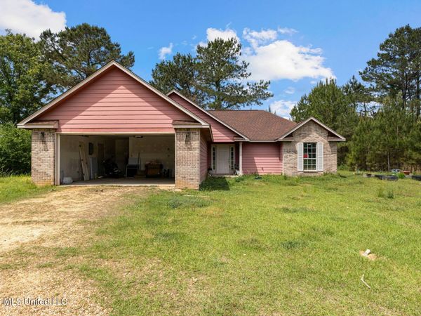 41 Adams Lane, Prentiss, MS 39474