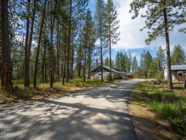 27139 N WARREN RD, Athol, ID 83801