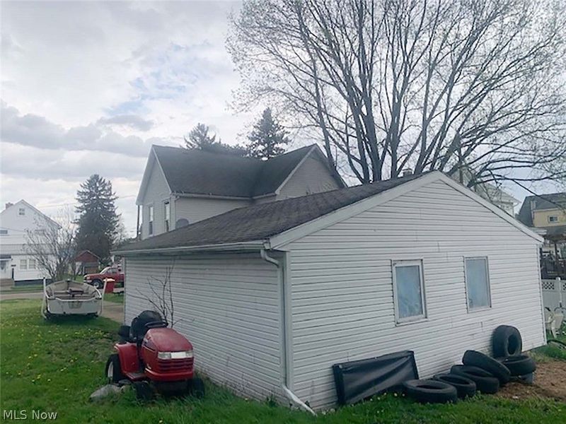 207 Thomas Street, Minerva, OH 44657 Photo 3