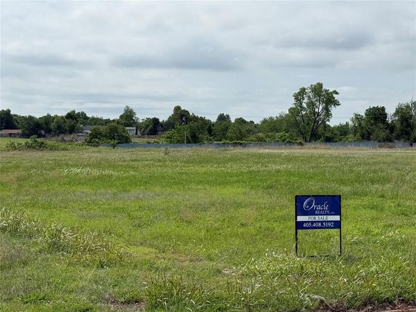 3250 SE 30th Street, Del City, OK 73115