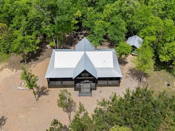221 Red Holly Trail, Broken Bow, OK 74728