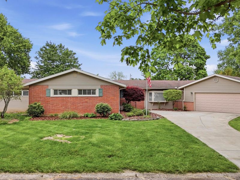 1003 Lynwood Avenue, Circleville, OH 43113 Photo 1