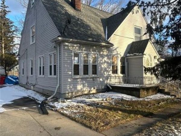 21130 Seminole Street , Southfield, MI 48033