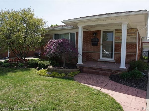 25659 Baldwin Street, Dearborn Heights, MI 48127