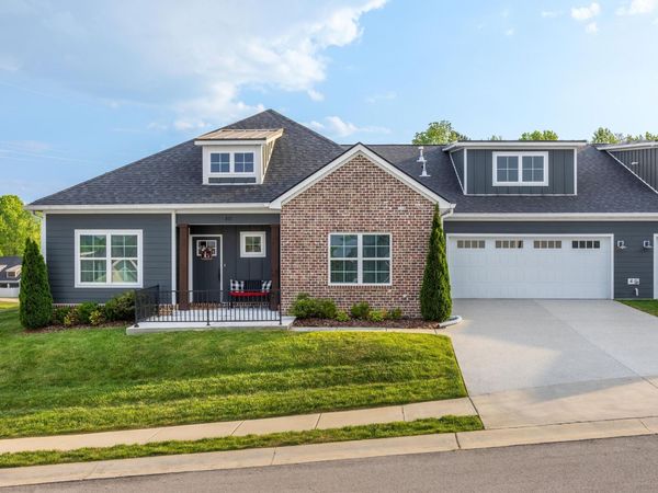 811 Wellstone Drive , Chattanooga, TN 37405