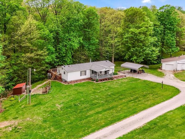 7120 S Hoot Owl Lane , Brazil, IN 47834