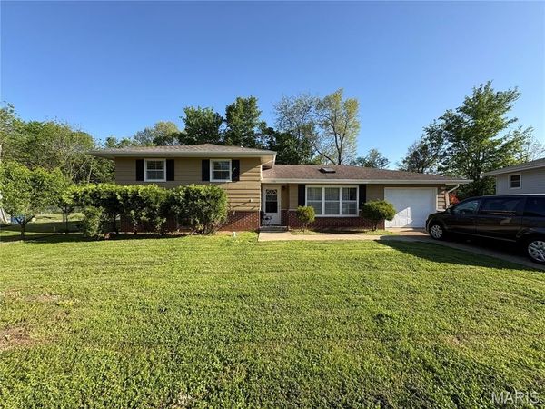 123 Hull Drive , Waynesville, MO 65583