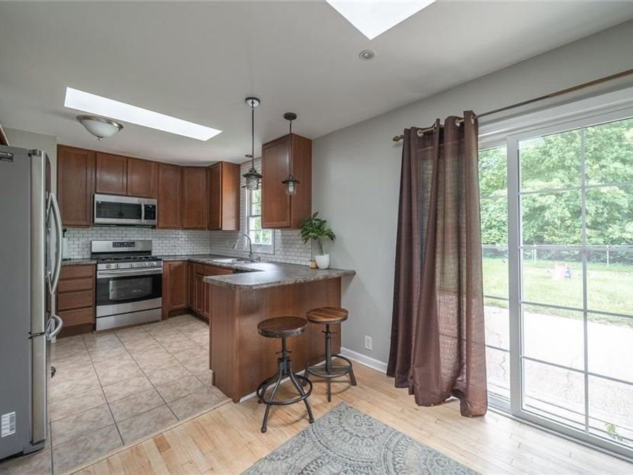 Property Image 6