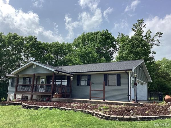 1391 N Shore Drive, Catawissa, MO 63015