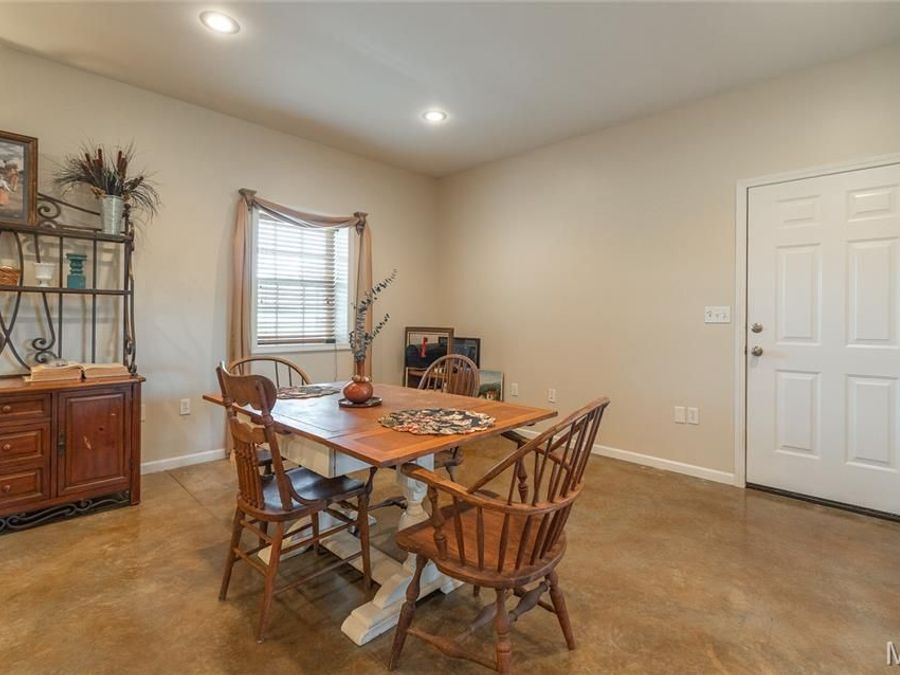 Property Image 64