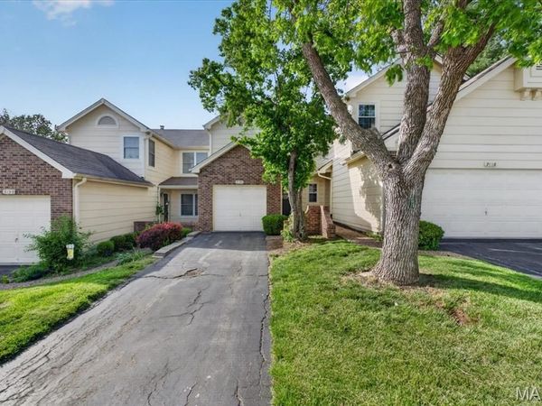 3120 Autumn Trace Drive, St Louis, MO 63043