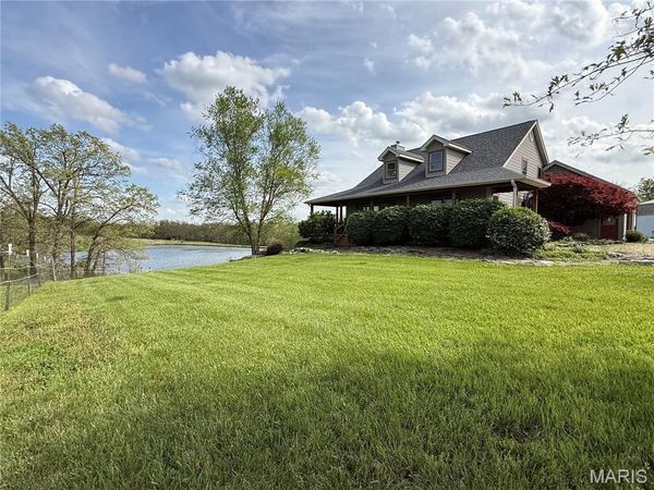 126 Opossum Trot Road, Bellflower, MO 63333