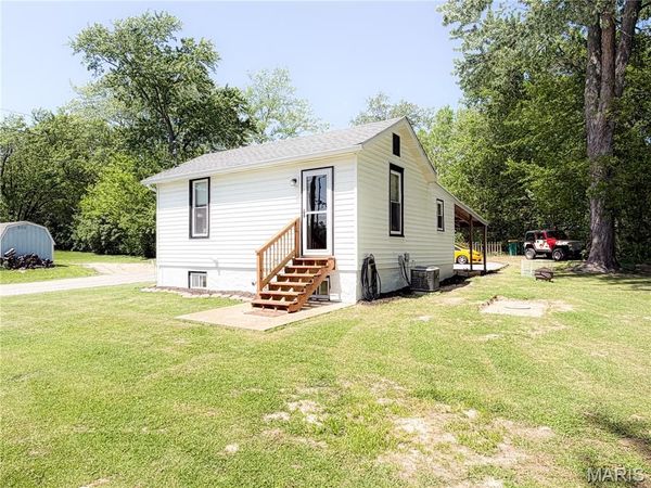 1121 2nd Avenue, Belleville, IL 62220