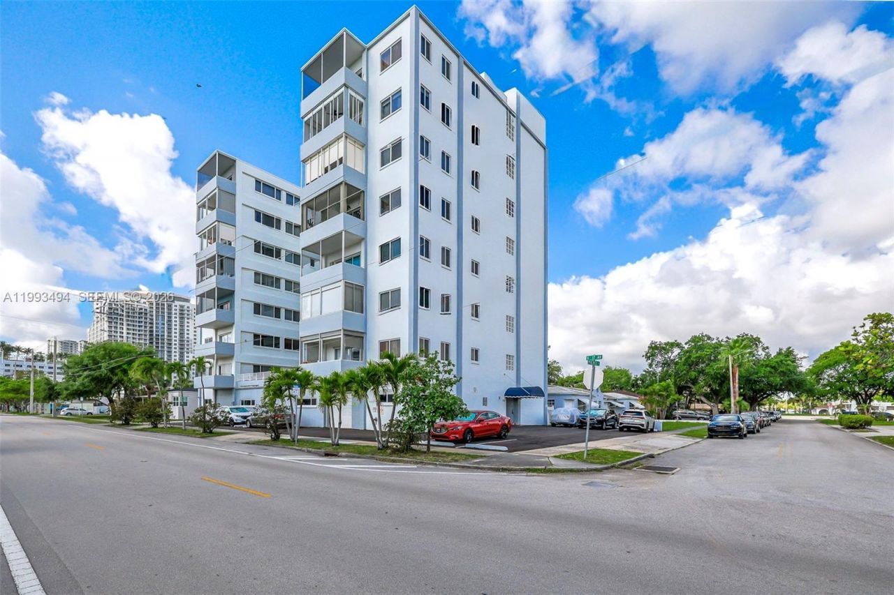 1700 Pierce St , Unit 804, Hollywood, FL 33020 Photo