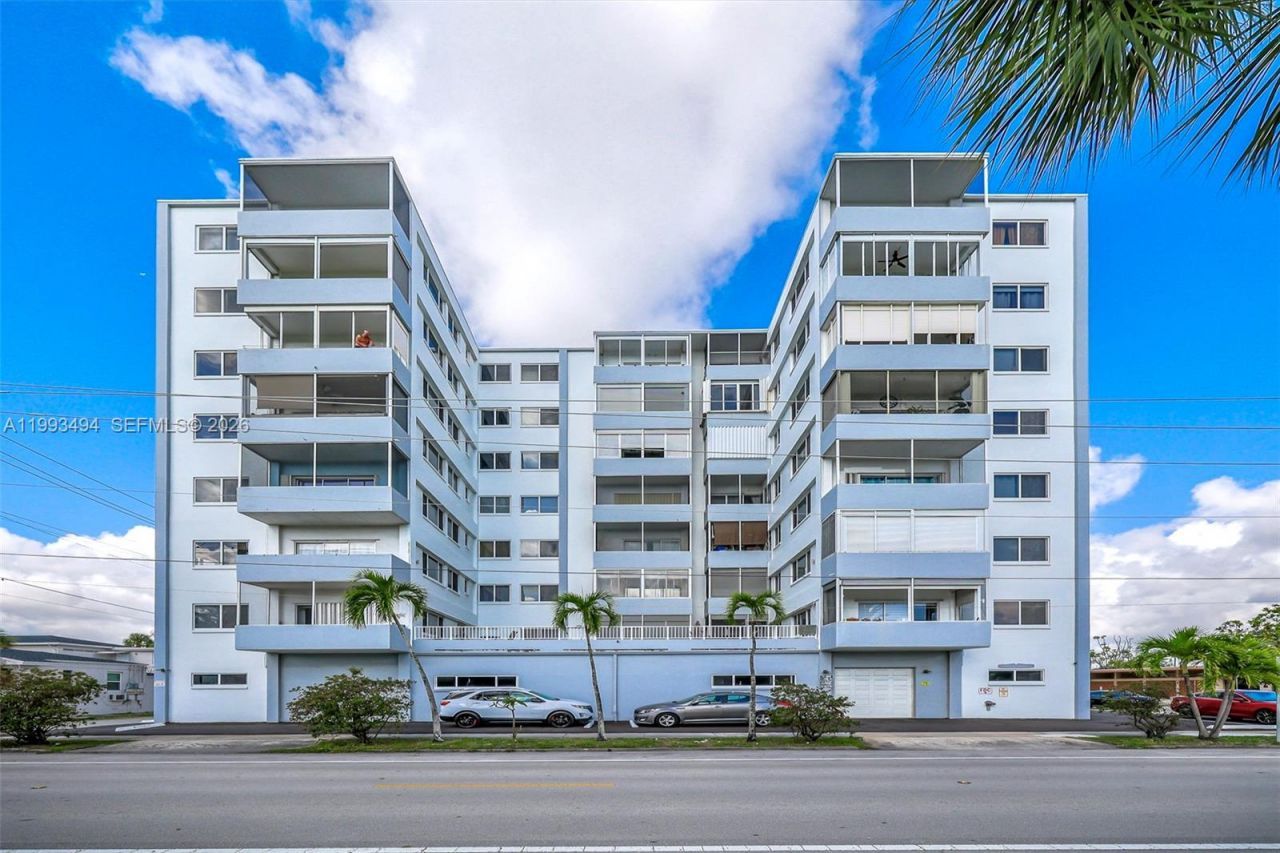 1700 Pierce St , Unit 804, Hollywood, FL 33020 Photo