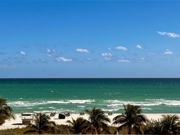 6039 Collins Ave , Unit 520, Miami Beach, FL 33140