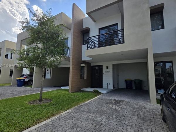 5503 W Oak Way , Unit 5503, Dania Beach, FL 33314