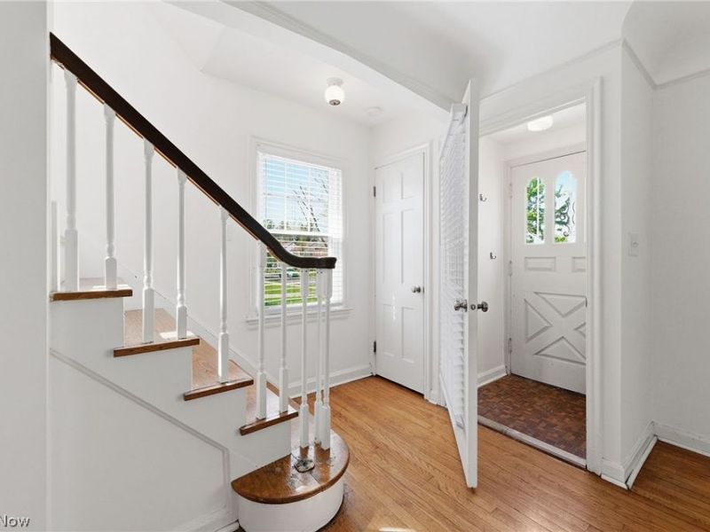 3748 Berkeley Road, Cleveland Heights, OH 44118 Photo 2