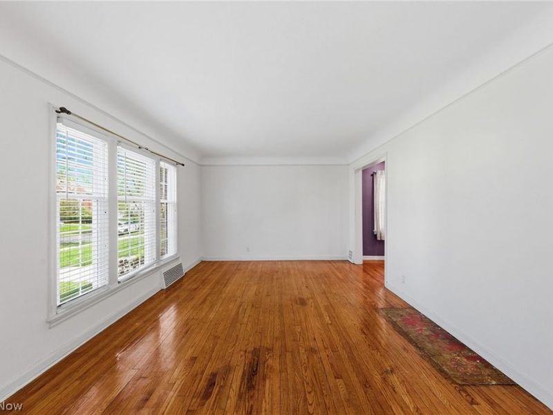 3748 Berkeley Road, Cleveland Heights, OH 44118 Photo 3