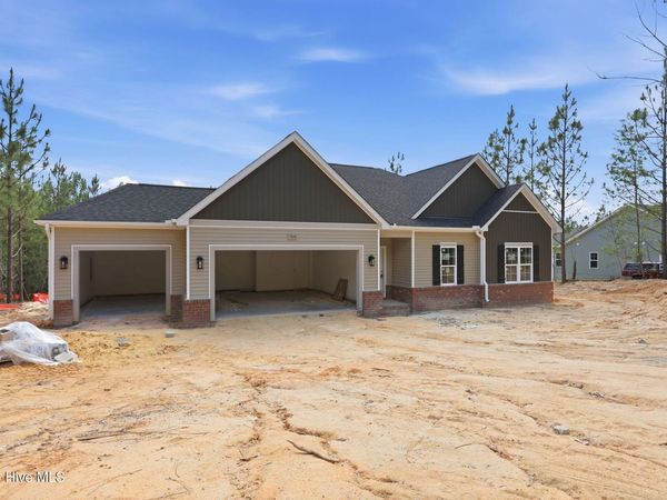 5016 Arcadia Way, West End, NC 27376