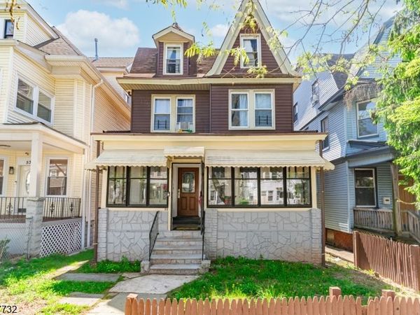 55 New St, East Orange, NJ 07017